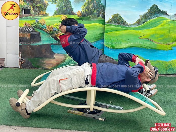 Thiết bị tập lưng bụng cong đôi 1 trụ ngoài trời PT-023