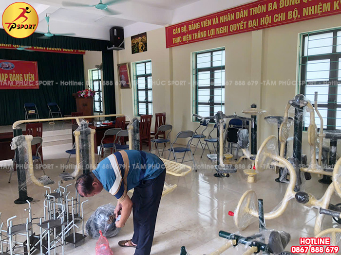 Bàn giao, lắp đặt máy tập thể dục ngoài trời cho nhà văn hóa thôn tại Phù Cừ, Hưng Yên