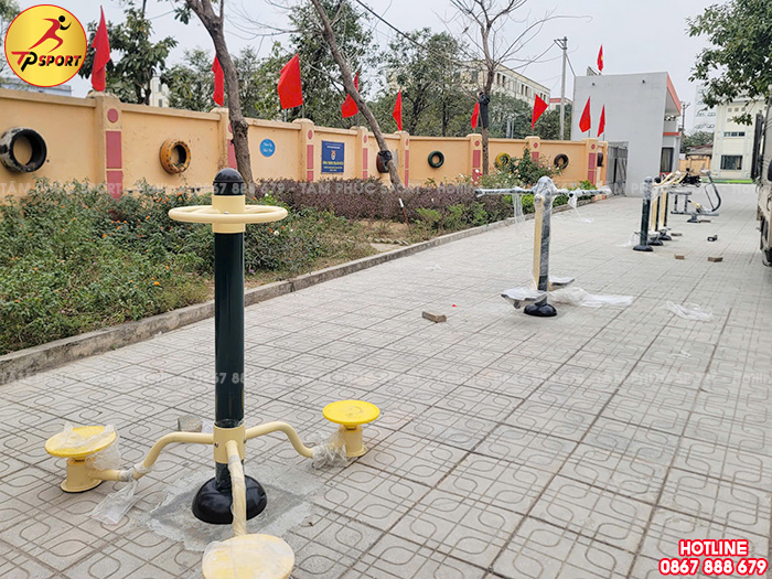 Công trình lắp đặt thiết bị thể dục ngoài trời cho trường học tại Ngọc Hồi, Hà Nội