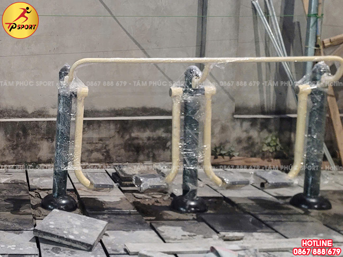 Lắp đặt thiết bị tập thể dục ngoài trời cho sân nhà văn hoá tại Đông Anh, Hà Nội
