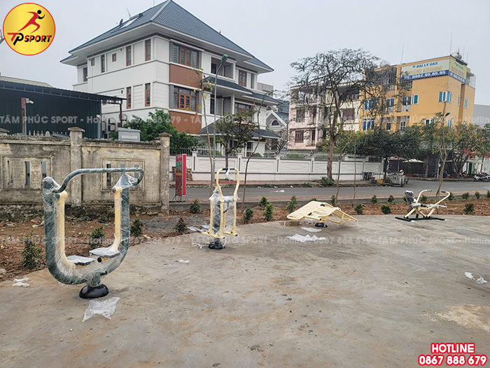 Lắp đặt thiết bị thể dục ngoài trời cho sân tập thể cộng đồng tại tỉnh Bắc Ninh