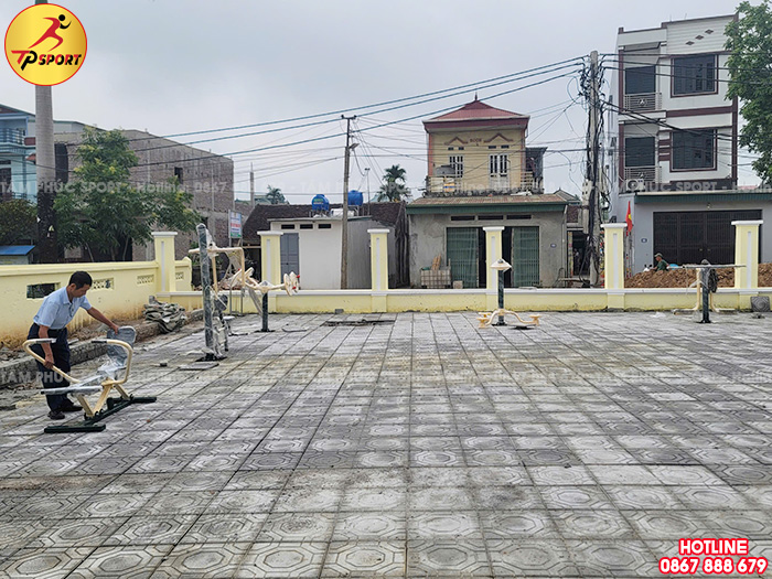 Thi công lắp đặt thiết bị thể dục ngoài trời cho sân nhà văn hoá tại Thái Nguyên