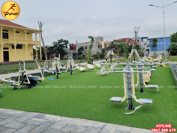 Thi công lắp đặt thiết bị thể dục ngoài trời cho sân cộng đồng tại Bắc Ninh