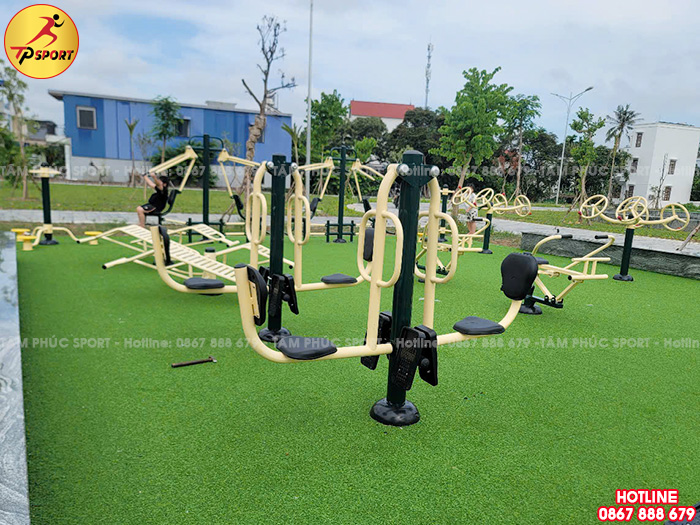Thi công lắp đặt thiết bị thể dục ngoài trời cho sân cộng đồng tại Bắc Ninh