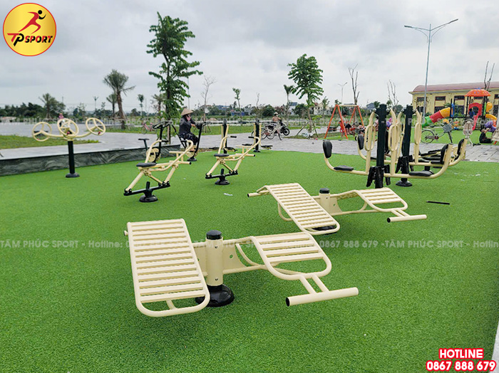 Thi công lắp đặt thiết bị thể dục ngoài trời cho sân cộng đồng tại Bắc Ninh