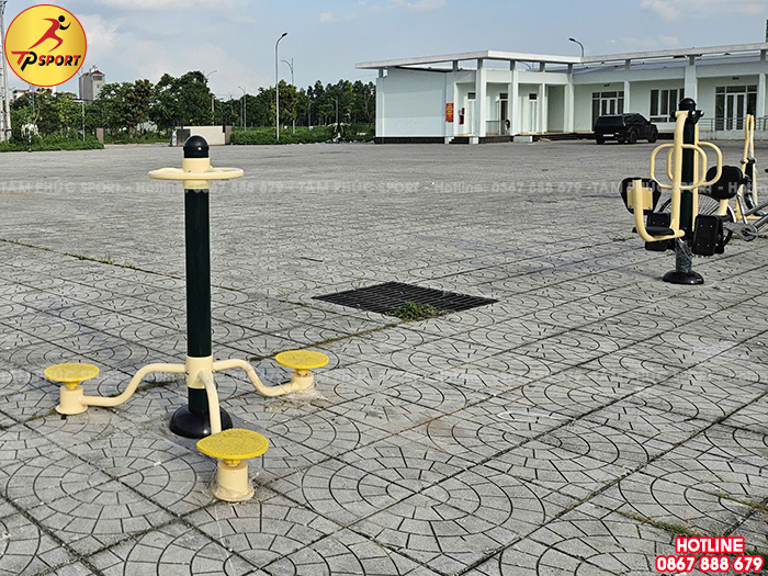 Lắp đặt thiết bị thể dục ngoài trời cho sân cộng đồng tại tỉnh Phú Thọ