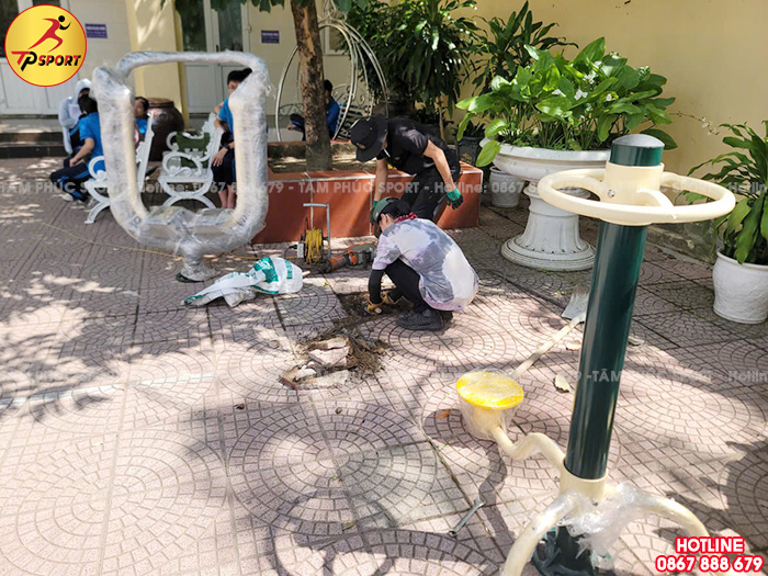 Lắp đặt thiết bị thể dục ngoài trời cho trường học tại Hải Phòng