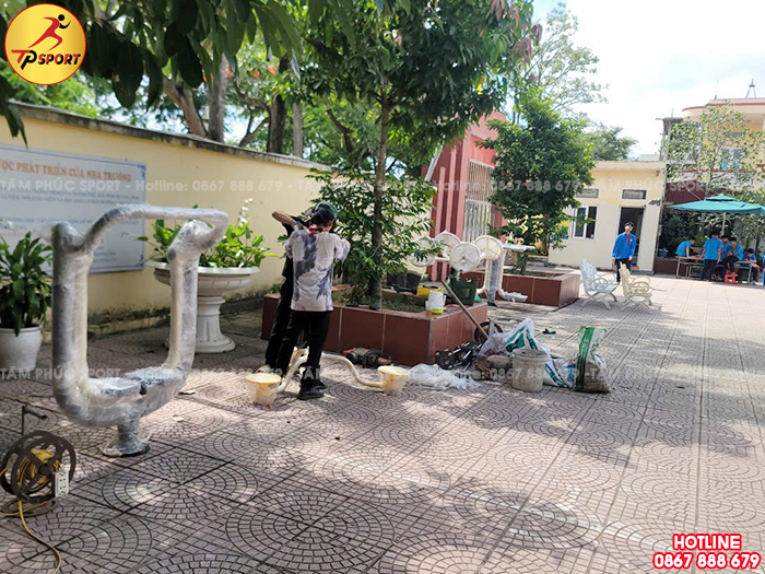 Lắp đặt thiết bị thể dục ngoài trời cho trường học tại Hải Phòng