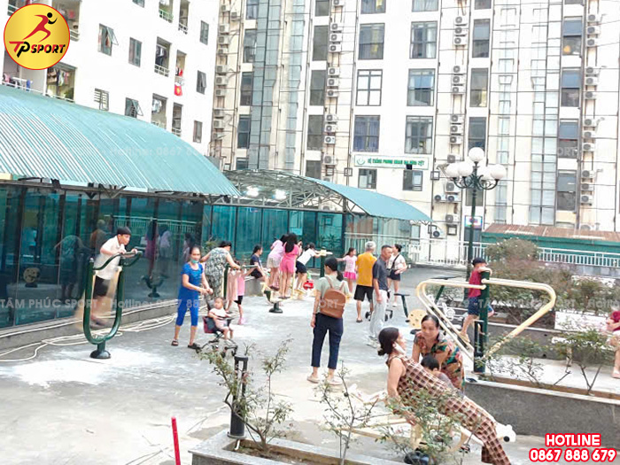Công trình lắp đặt thiết bị tập thể dục ngoài trời cho sân chung cư tại Hà Nội