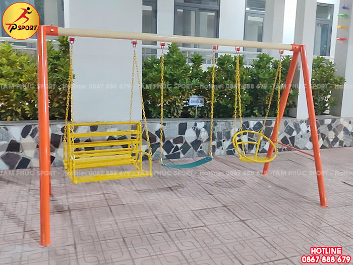 Công trình lắp đặt thiết bị thể dục ngoài trời và đồ chơi vận động cho trường tiểu học