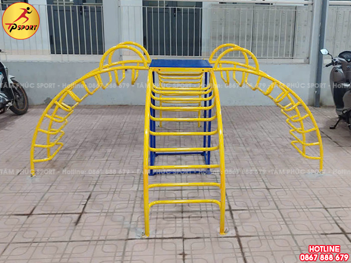 Công trình lắp đặt thiết bị thể dục ngoài trời và đồ chơi vận động cho trường tiểu học