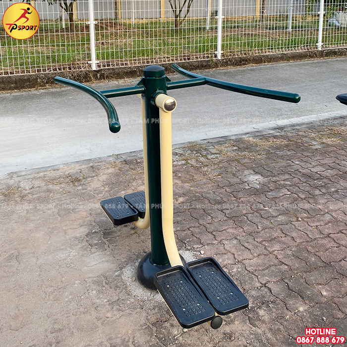 Thi công lắp đặt thiết bị thể dục ngoài trời cho sân thể thao của Học viện Tòa Án