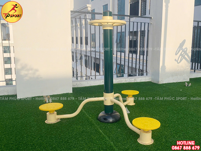 Công trình lắp máy thể dục ngoài trời trên nóc toà nhà chung cư tại Hà Nội