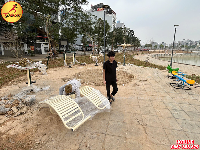 Công trình lắp đặt đồ chơi và thiết bị thể dục ngoài trời cho công viên tại Vĩnh Phúc