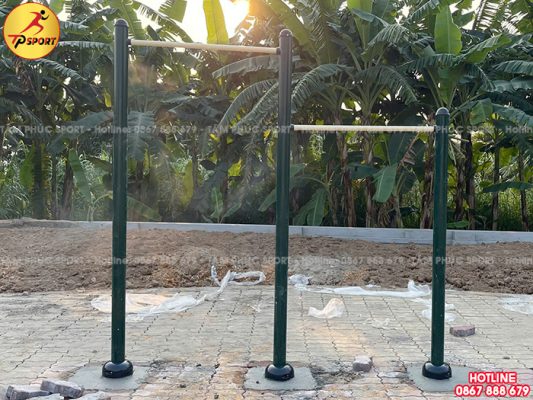 Lợi ích của xà đơn công viên đối với nam giới trung niên