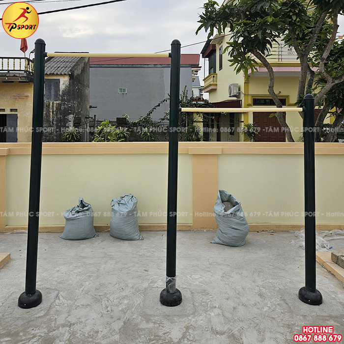 Lợi ích của xà đơn công viên đối với nam giới trung niên