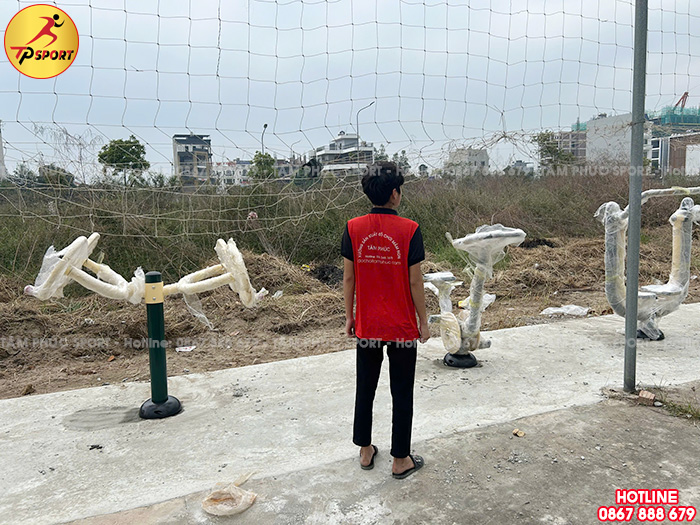 Lắp đặt máy tập thể dục ngoài trời cho sân thể thao khu tập thể tại Hải Phòng