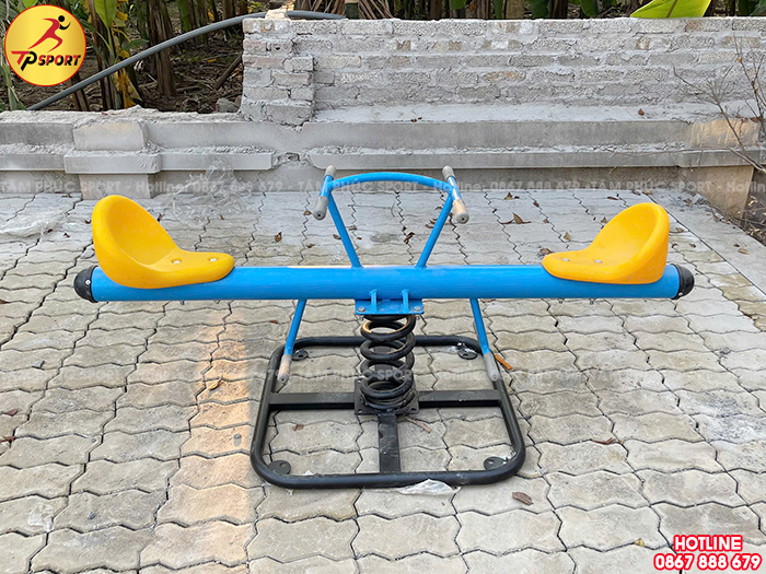 Lắp đặt máy tập thể dục & đồ chơi ngoài trời cho sân nhà văn hoá thông tại Hưng Yên
