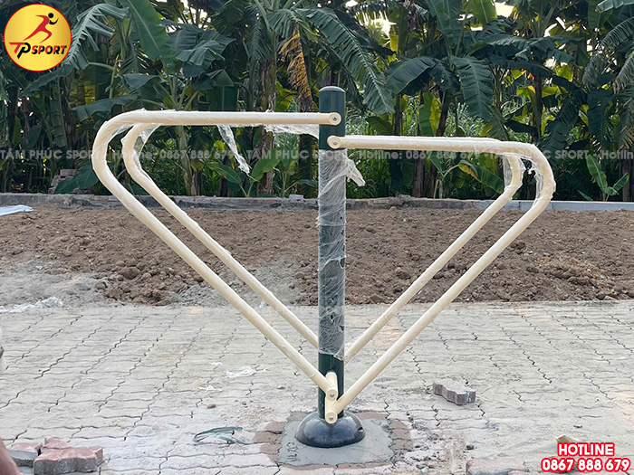 Lắp đặt máy tập thể dục & đồ chơi ngoài trời cho sân nhà văn hoá thông tại Hưng Yên