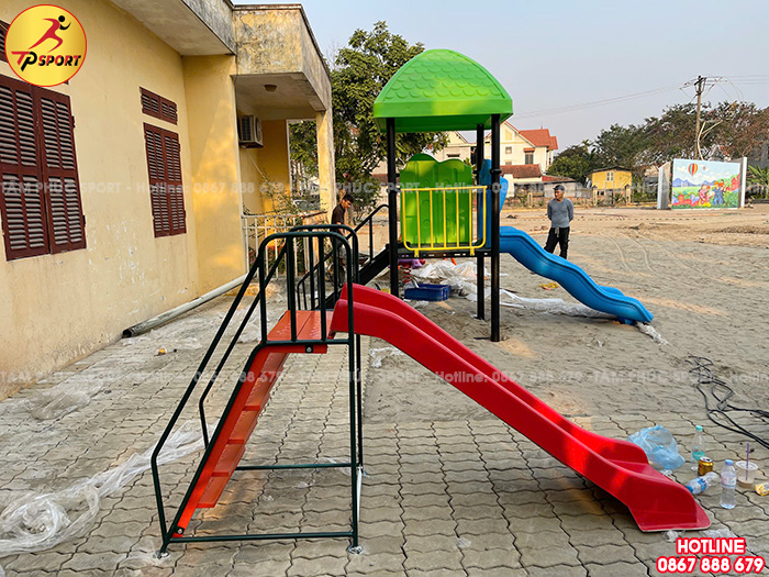 Lắp đặt máy tập thể dục & đồ chơi ngoài trời cho sân nhà văn hoá thông tại Hưng Yên