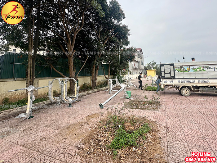 Lắp đặt máy tập thể dục ngoài trời cho khu dân cư tại 2 xã Phù Đổng & Bát Tràng, Hà Nội