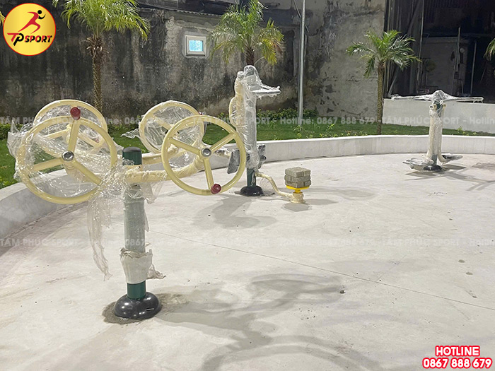 Lắp đặt thiết bị thể dục ngoài trời cho khu thể dục cộng đồng tại Hưng Yên