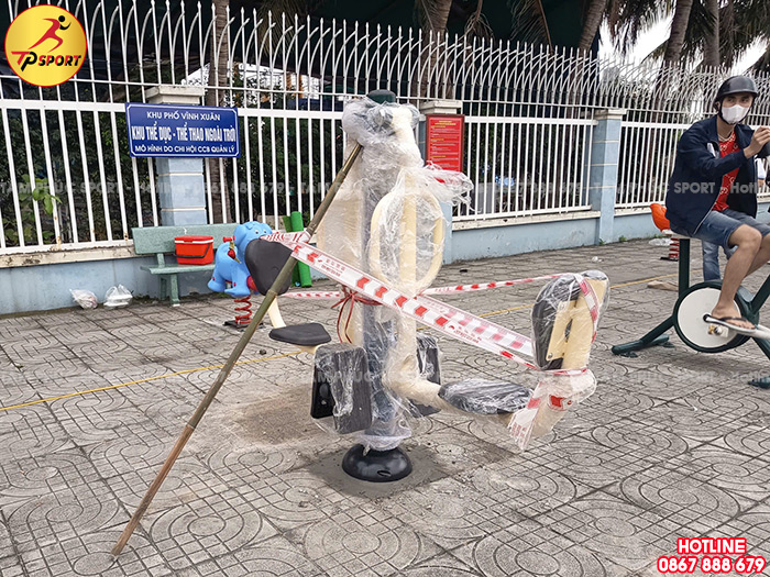 Sửa chữa và lắp đặt thiết bị thể dục, đồ chơi trẻ em cho sân cộng đồng tại Nam Định