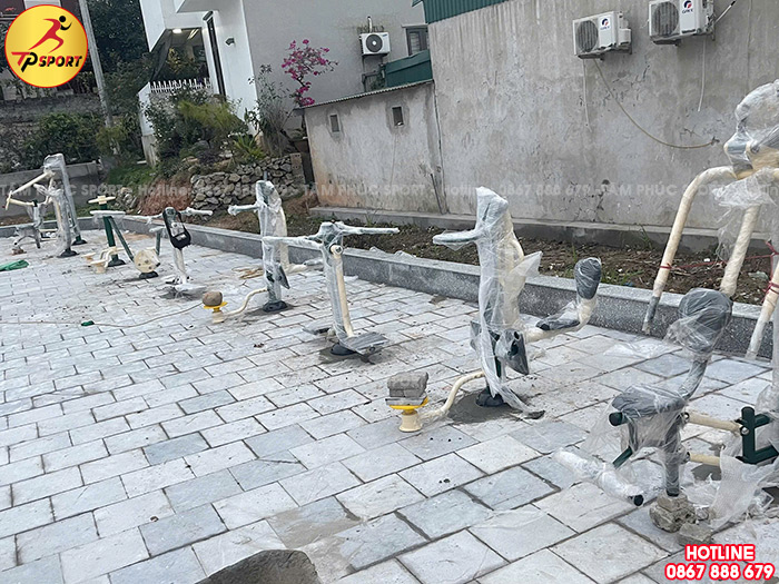 Công trình thi công lắp đặt thiết bị tập thể dục ngoài trời cho nhà văn hoá tại Bãi Cháy, Quảng Ninh