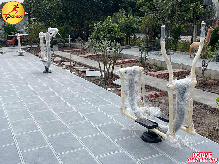 Lắp đặt máy tập thể dục ngoài trời cho sân vườn gia đình tại Thái Bình